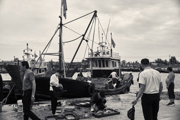 18675