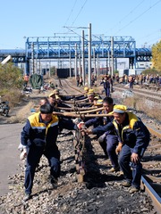 47034