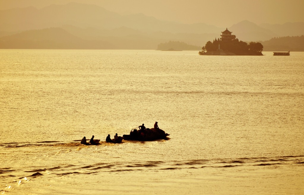 <a href="https://tuchong.com/events/427869/" target="_blank">#寻水秘境</a>#、#万佛湖水利风景区#《渔舟唱晚》