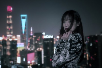 001
