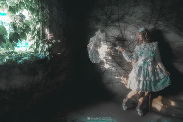 001