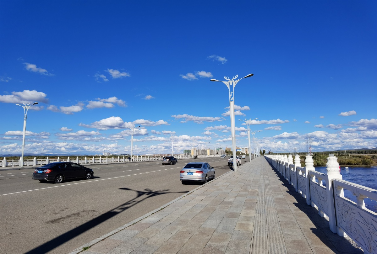 内蒙古牙克石市门都大桥