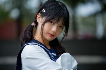 436763B9-9CE1-40D4-BFC8-0B1D5D50258C/L0/001