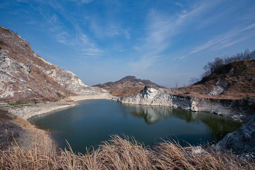肥东大横山天池