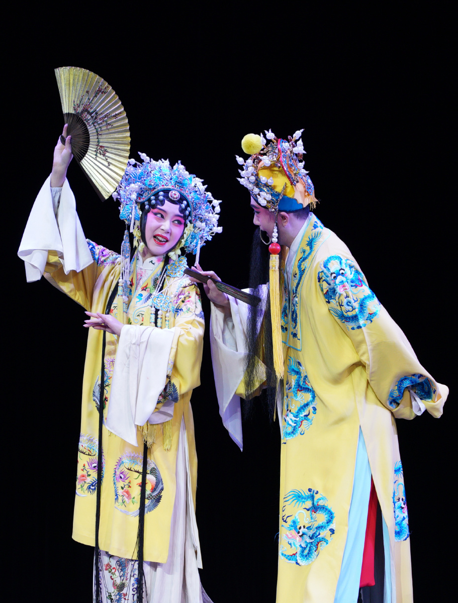 江苏省昆剧院演出【长生殿】杨贵妃由单雯扮演