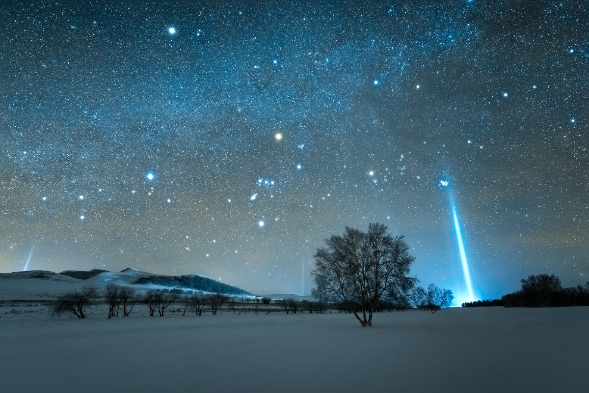 来自零下三十多度的星空下的光柱很幸运总是能遇到难得的自然现象是一