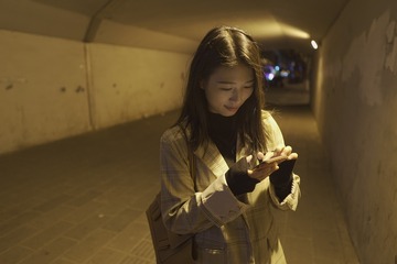 001