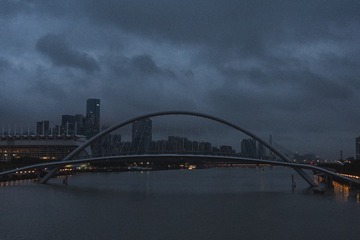 41083