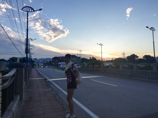 633941