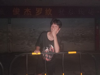 2302537
