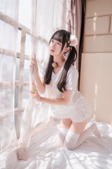 001 (32)
