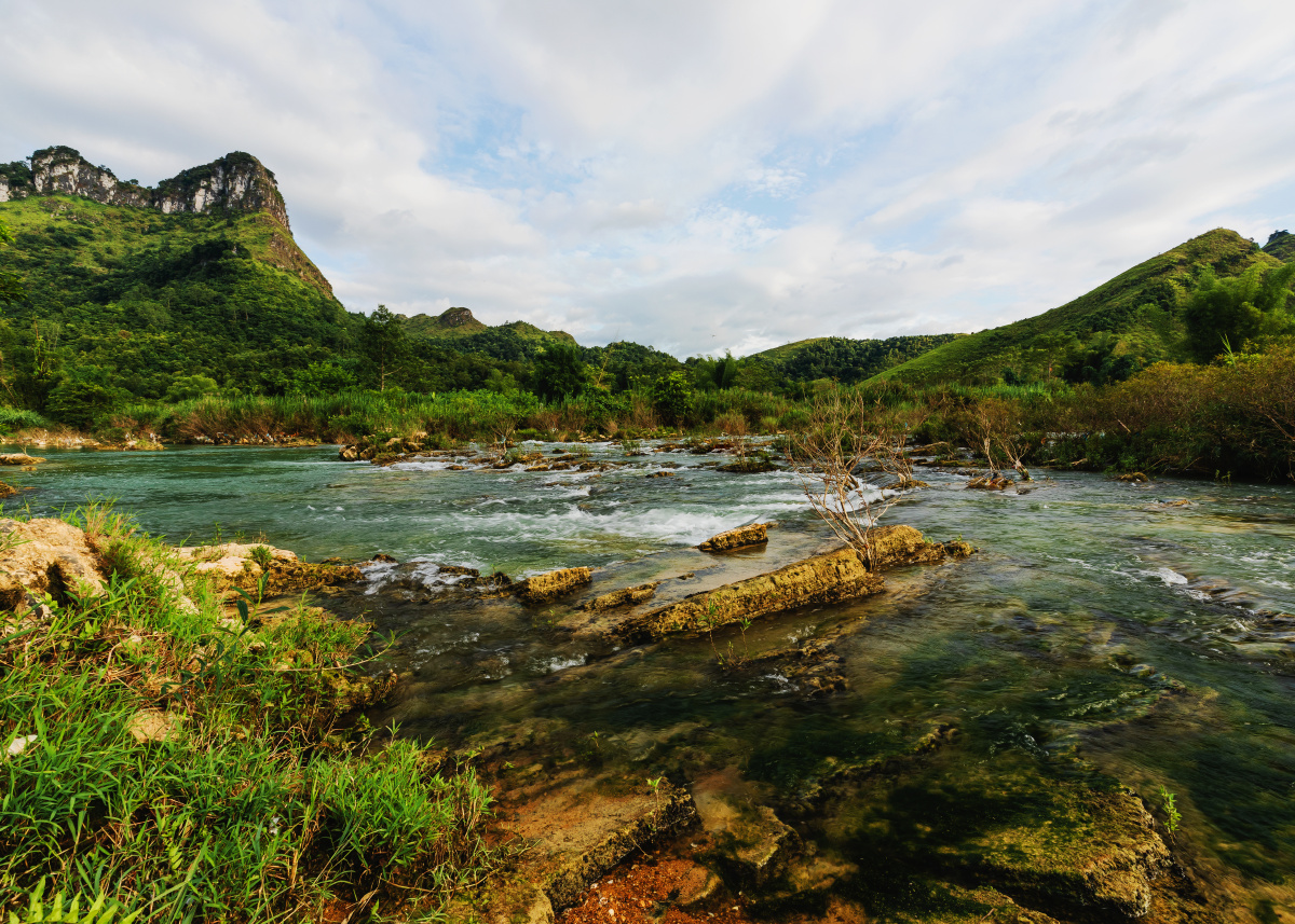 中越界河归春河