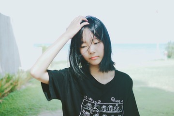 001