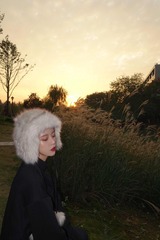 001