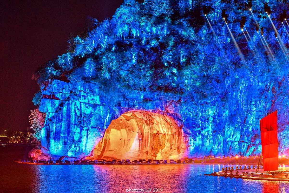 象鼻山夜景