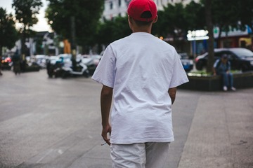 001