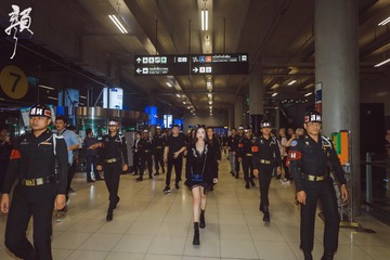 637301