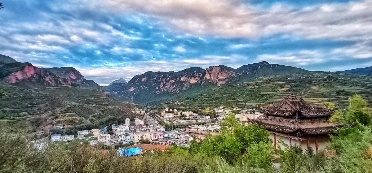 冶力关晚霞风光