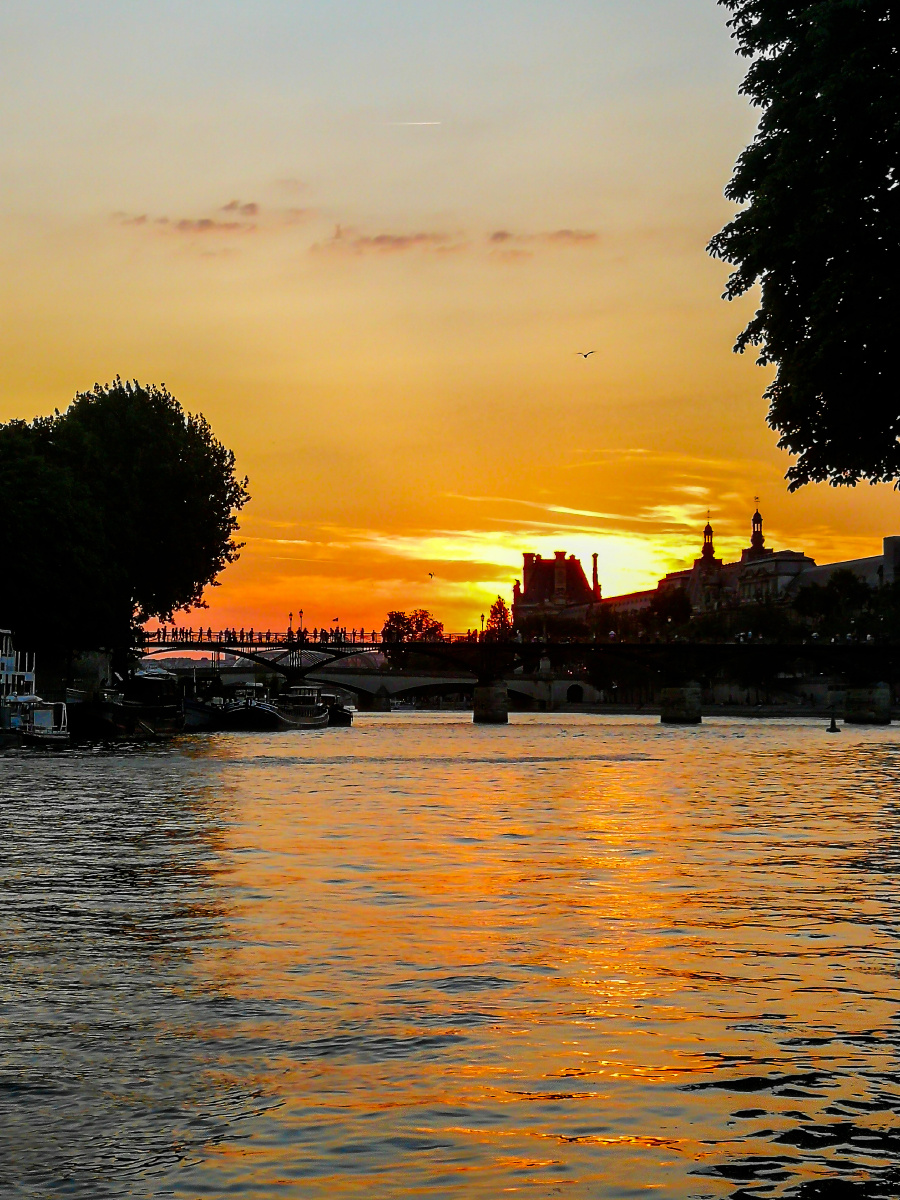 塞纳河黄昏