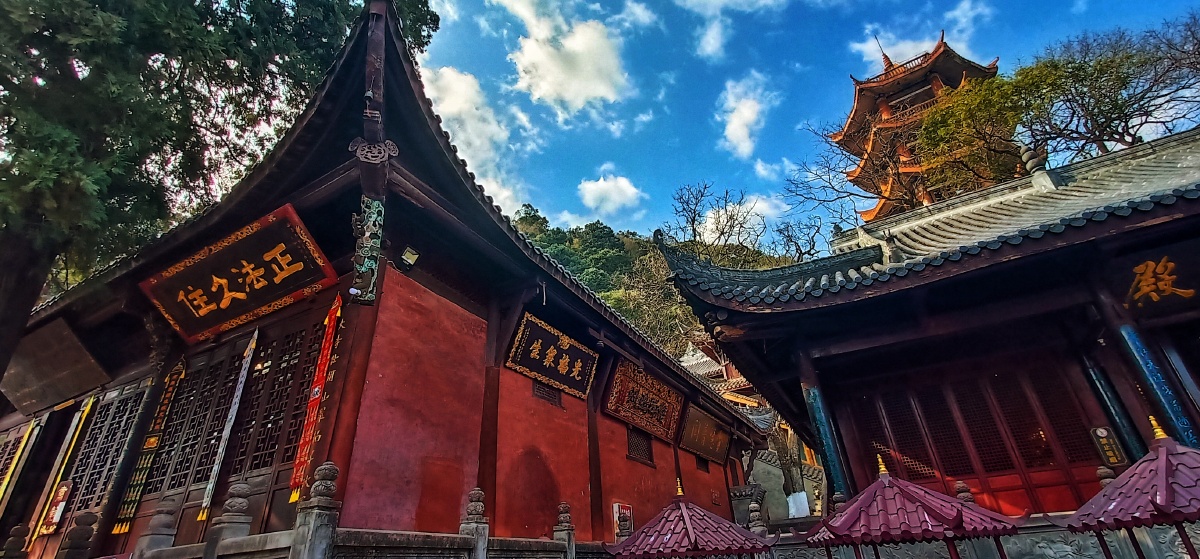 泸山光福寺景色