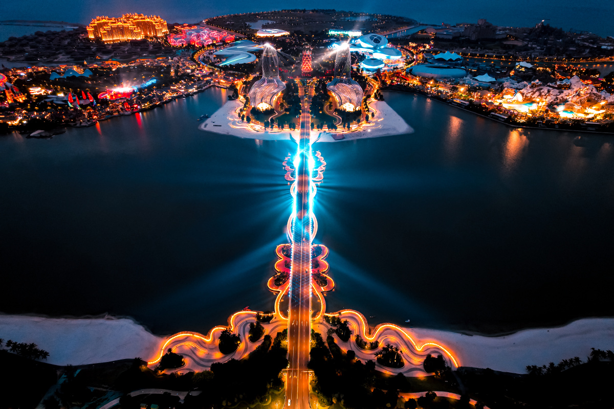 海花岛雄踞国际旅游岛黄金西海岸儋州洋浦湾海域位于地球上气候最宜人