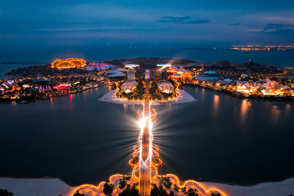 海花岛雄踞国际旅游岛黄金西海岸儋州洋浦湾海域位于地球上气候最宜人