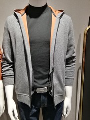 98252