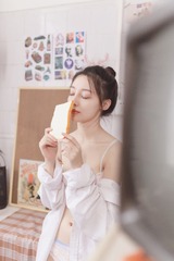 001