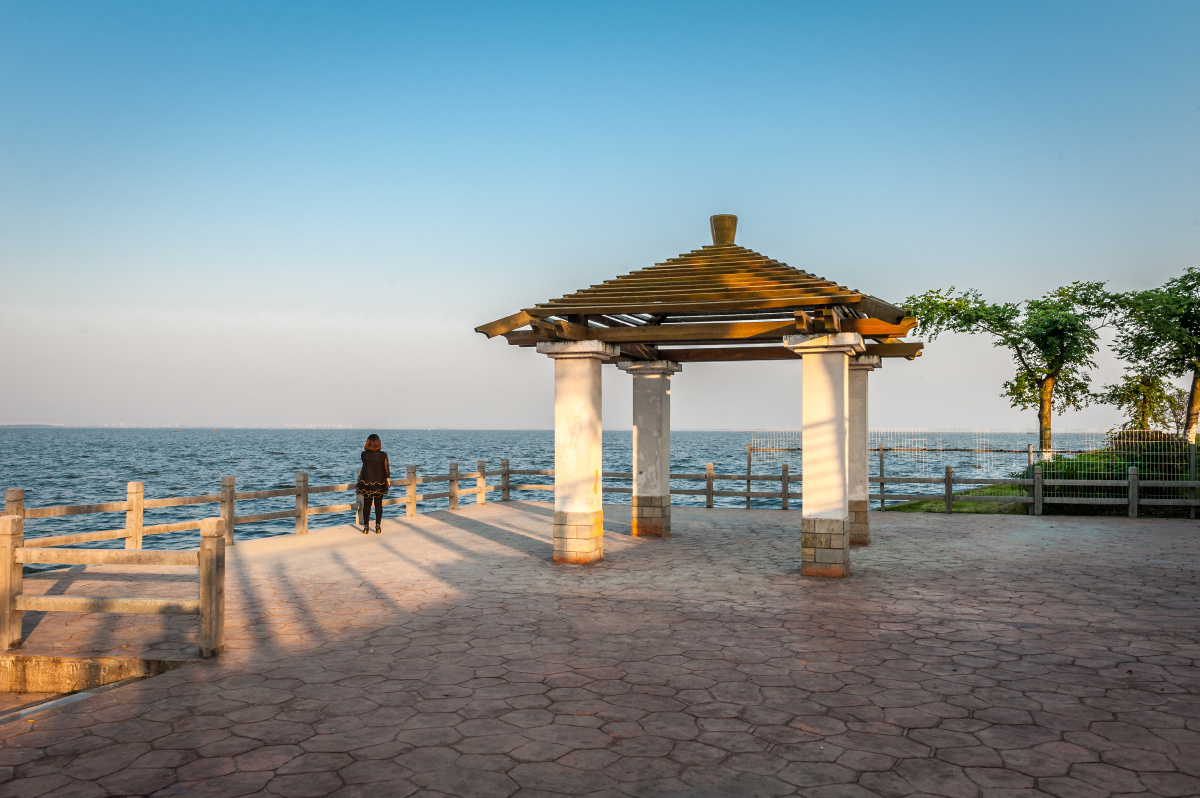 美丽的滆湖服务区