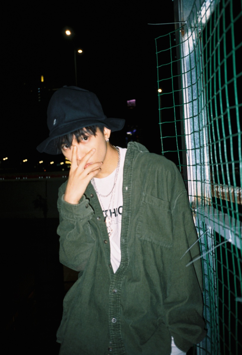 谢锐韬真是我的宝藏男孩相信自己好好生活答应我只要前面还有路的话就