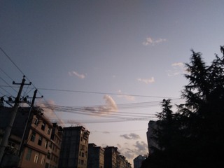 398720