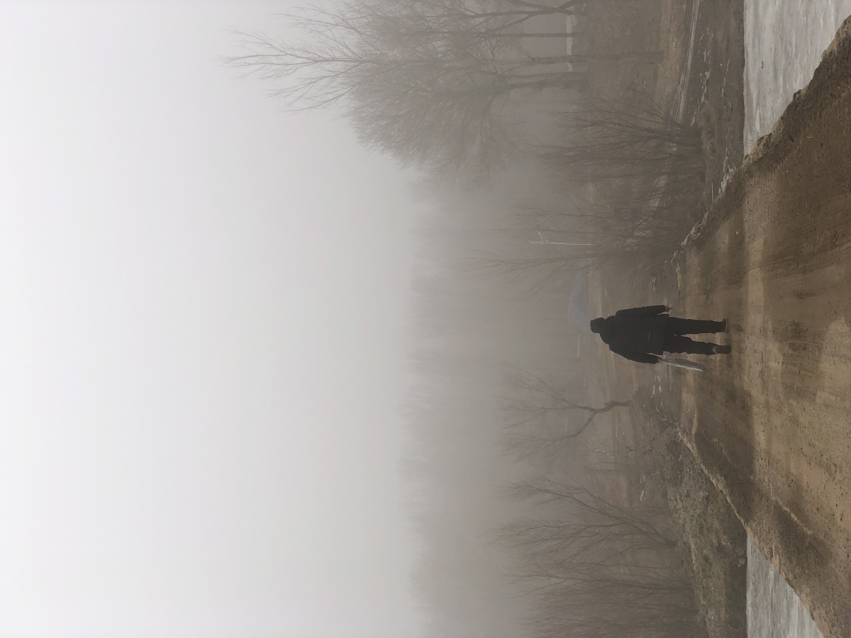 迷雾中的父亲的背影 - siukii_ - 图虫