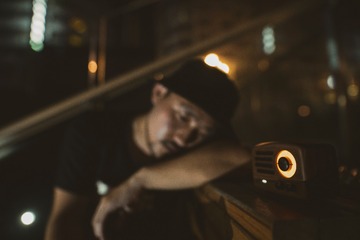 294097