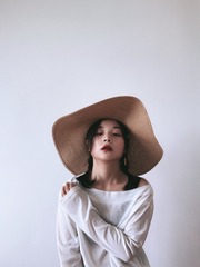 001