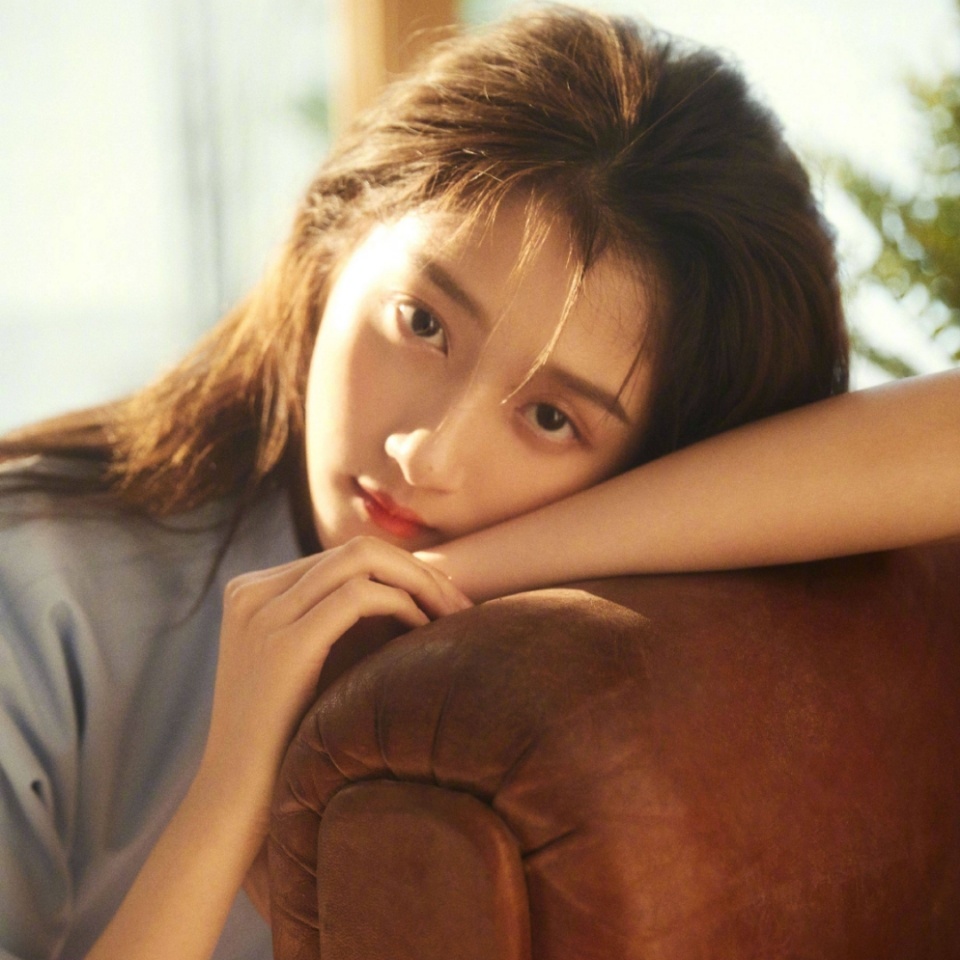 关晓彤美人胚子 - 神颜爱豆 - 图虫