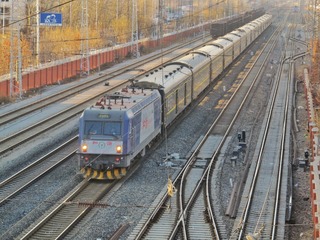 383626