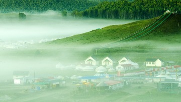 C923B924-15C8-47C3-BF29-1414C3257812