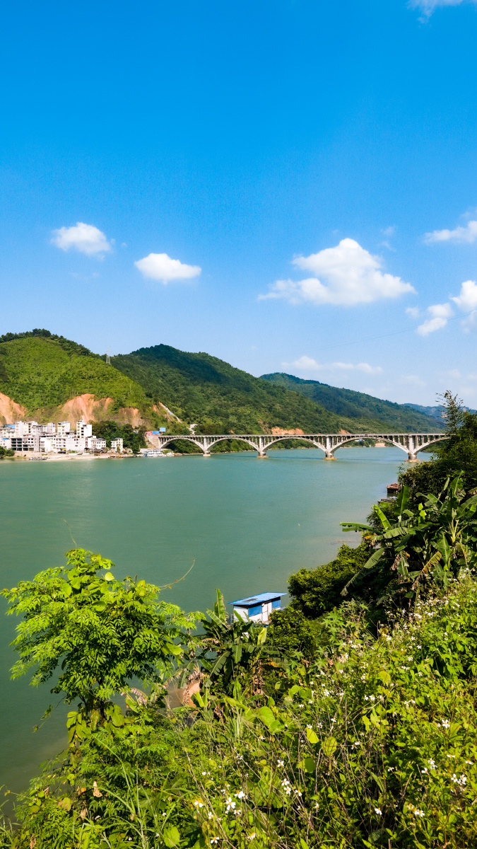 红水河风光 - 旺财韦二楞