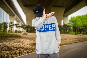 001