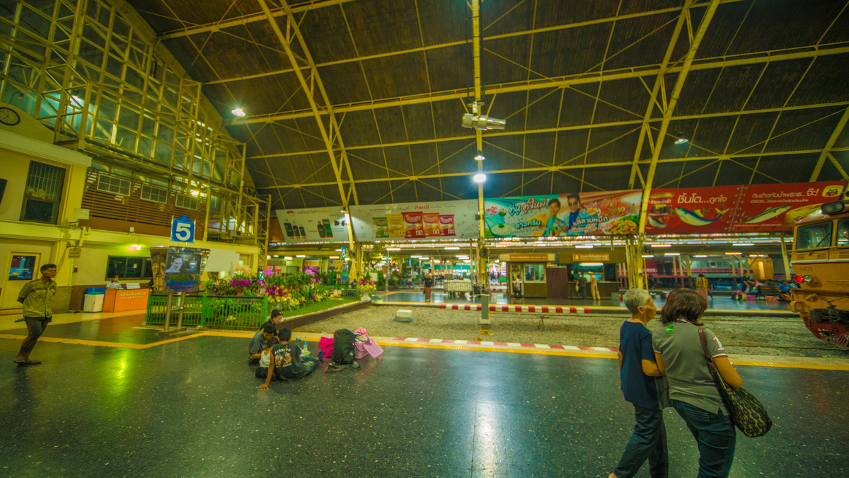 20161225泰国清迈到曼谷卧铺火车