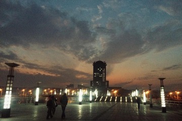 001