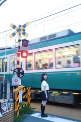 001