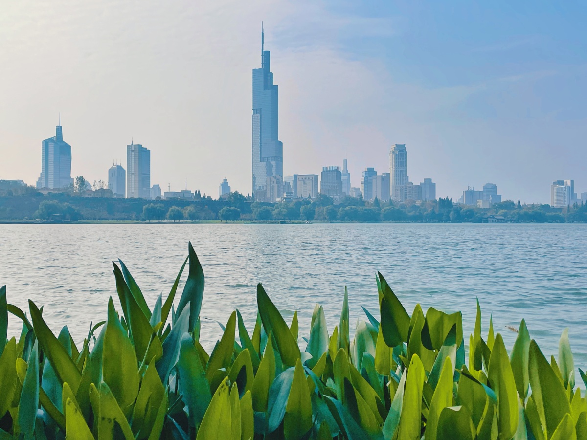 南京玄武湖鸡鸣寺