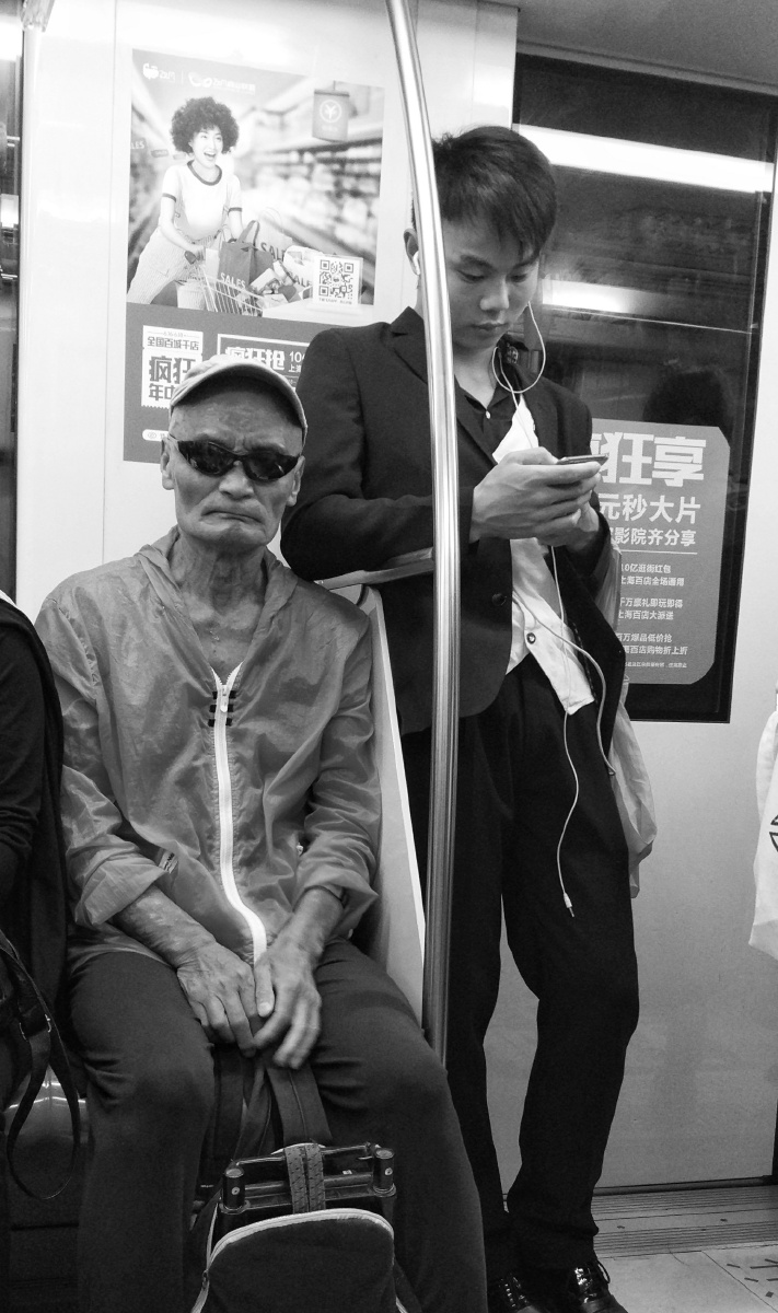 地铁人物 - max_photo - 图虫网 - 优质摄影师交流社区