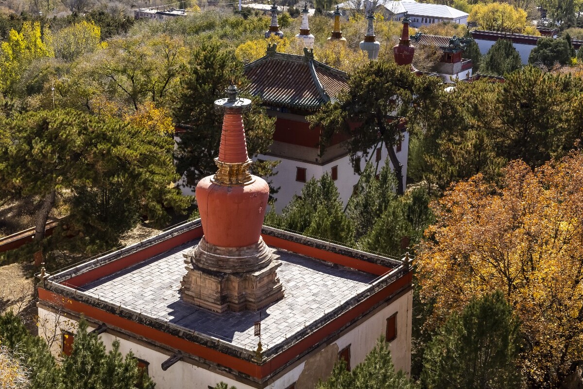 江宁 云台山硫铁矿四<br />
