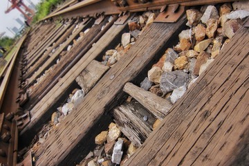 554431