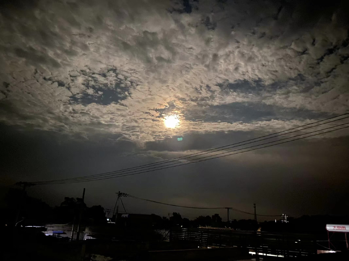 月黑风高夜起床拍照时苏州郊区的晚上天气也好好