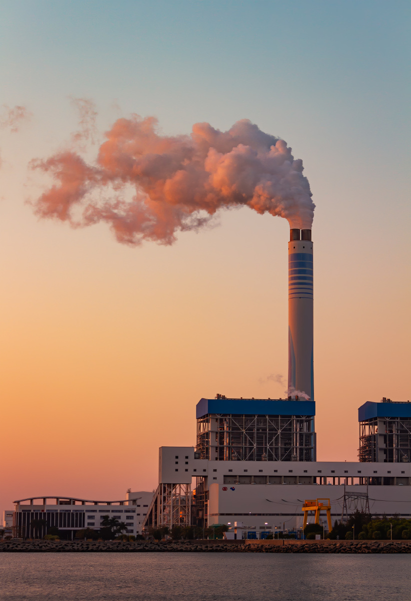 平海电厂广东惠州平海发电厂座落于风景秀丽的惠州大亚湾东岸海滨南