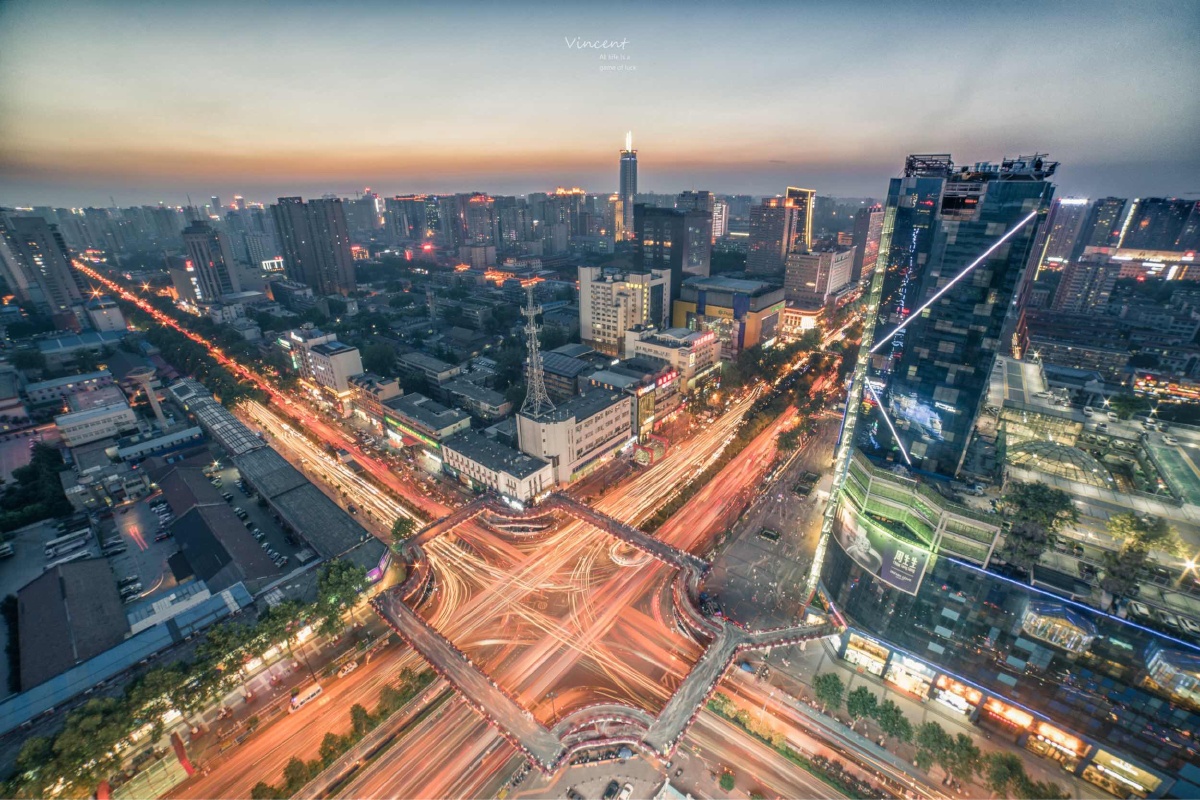 可能是西安最牛逼的纯商圈