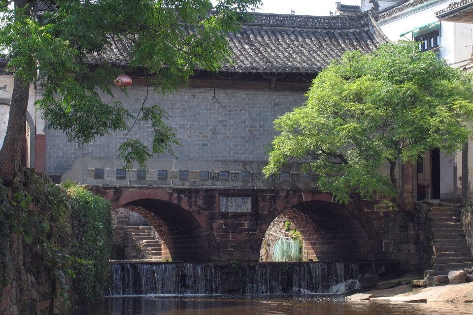 唐模--风雨桥<br />
